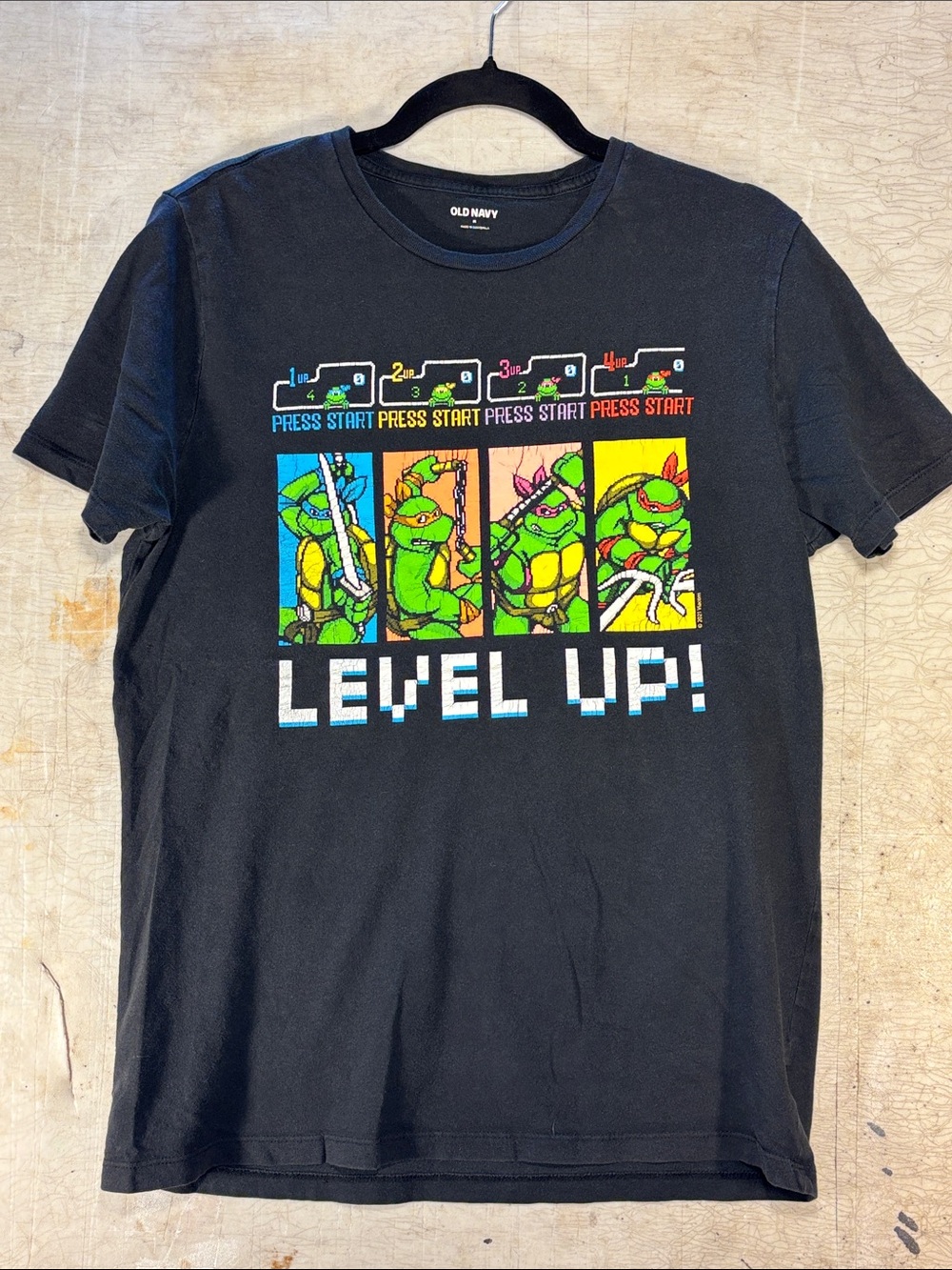 Old Navy Black men’s ' 'Level Up!' TMNT Graphic Tee
